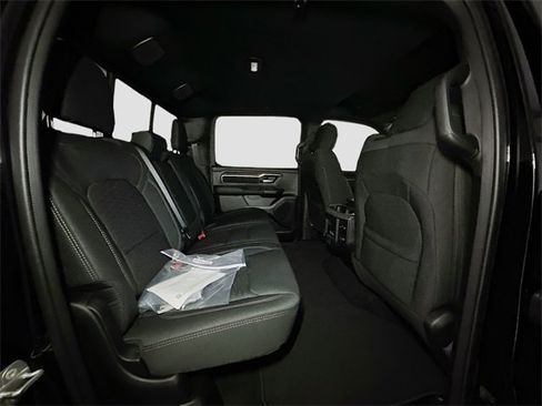New 2026 RAM 1500 4x4 Crew Cab image 29