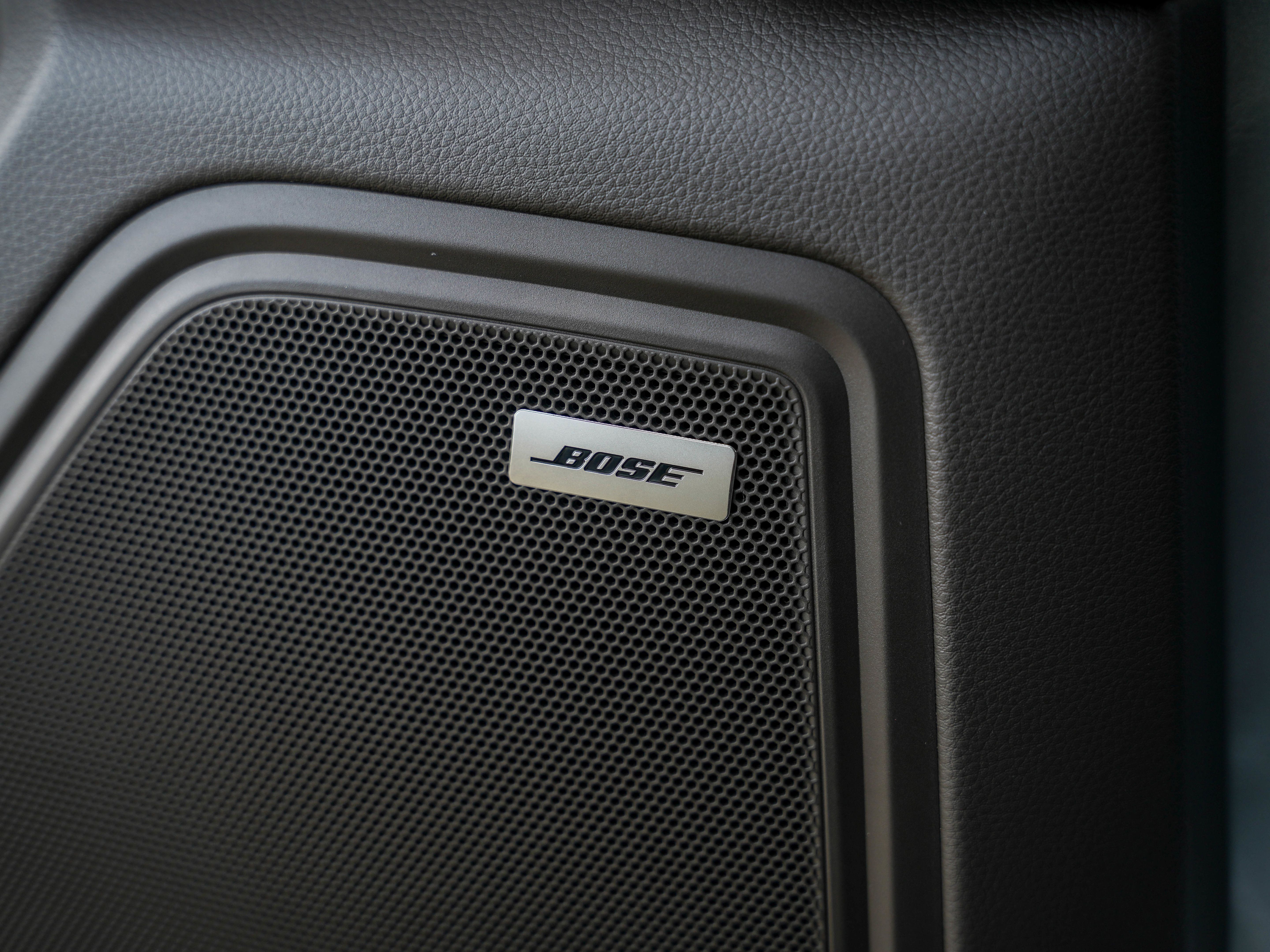 Certified 2026 Porsche Macan AWD/4WD image 18