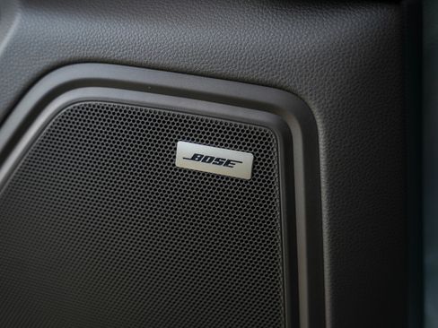 New 2026 Porsche Macan image 18