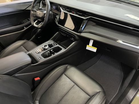 New 2026 Jeep Cherokee Overland AWD/4WD image 31