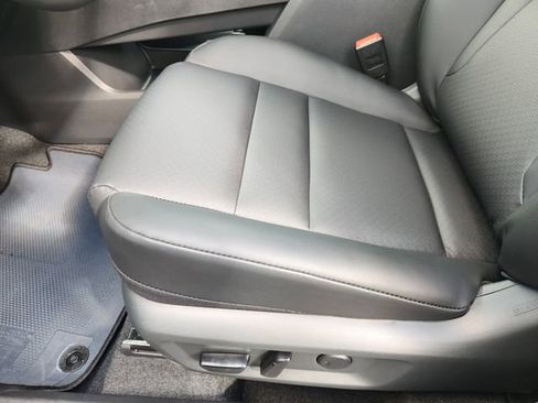 New 2026 Nissan Rogue SV w/ SV Premium Package image 18