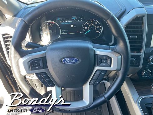 Used 2020 Ford F150 Lariat image 7