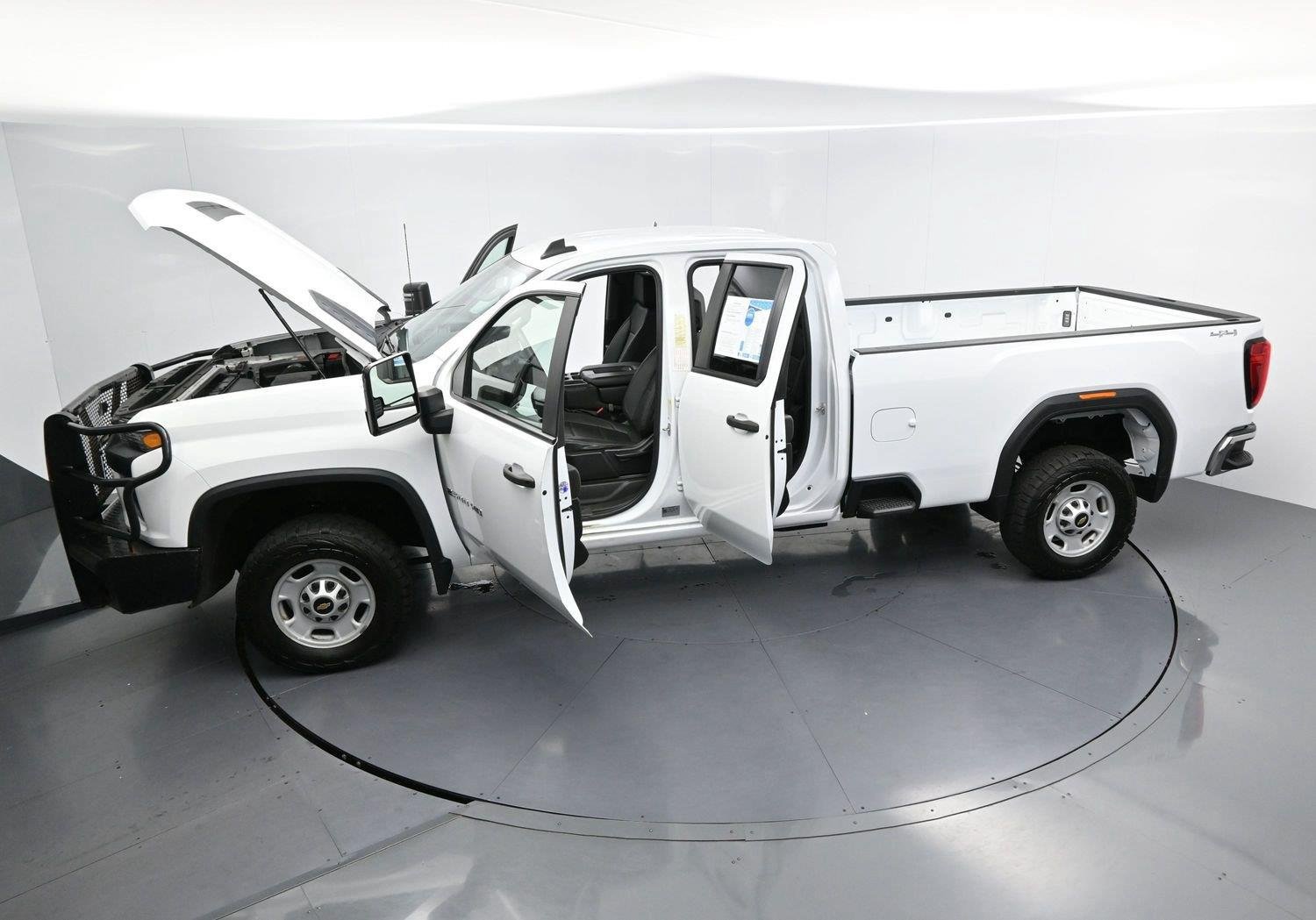 Used 2021 Chevrolet Silverado 2500 W/T w/ WT Convenience Package AWD/4WD image 36