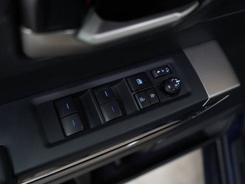 Used 2022 Toyota Tundra Limited AWD/4WD image 19