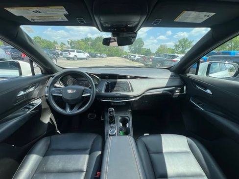 Used 2023 Cadillac XT4 Sport w/ Cold Weather Package AWD/4WD image 15