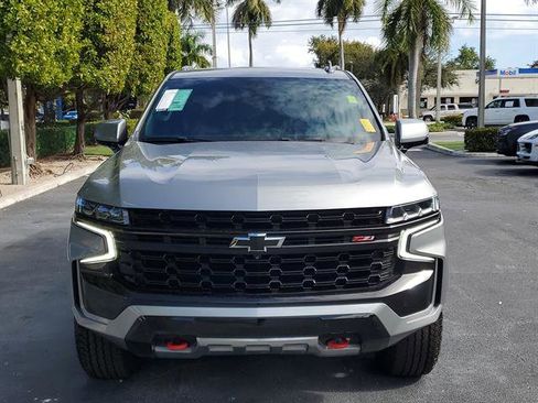 Used 2024 Chevrolet Suburban Z71 w/ Luxury Package image 8