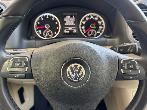 Used 2017 Volkswagen Tiguan S FWD image 26