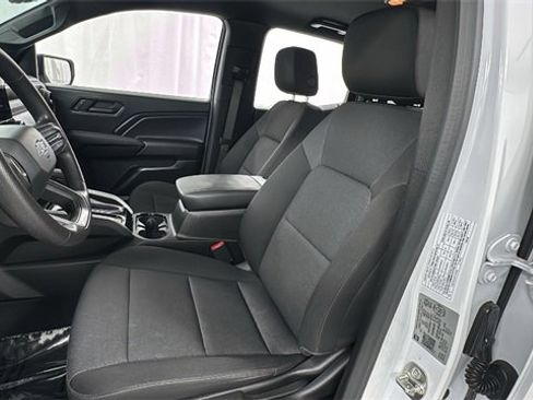 Used 2024 Chevrolet Colorado Trail Boss w/ Advanced Trailering Package image 10