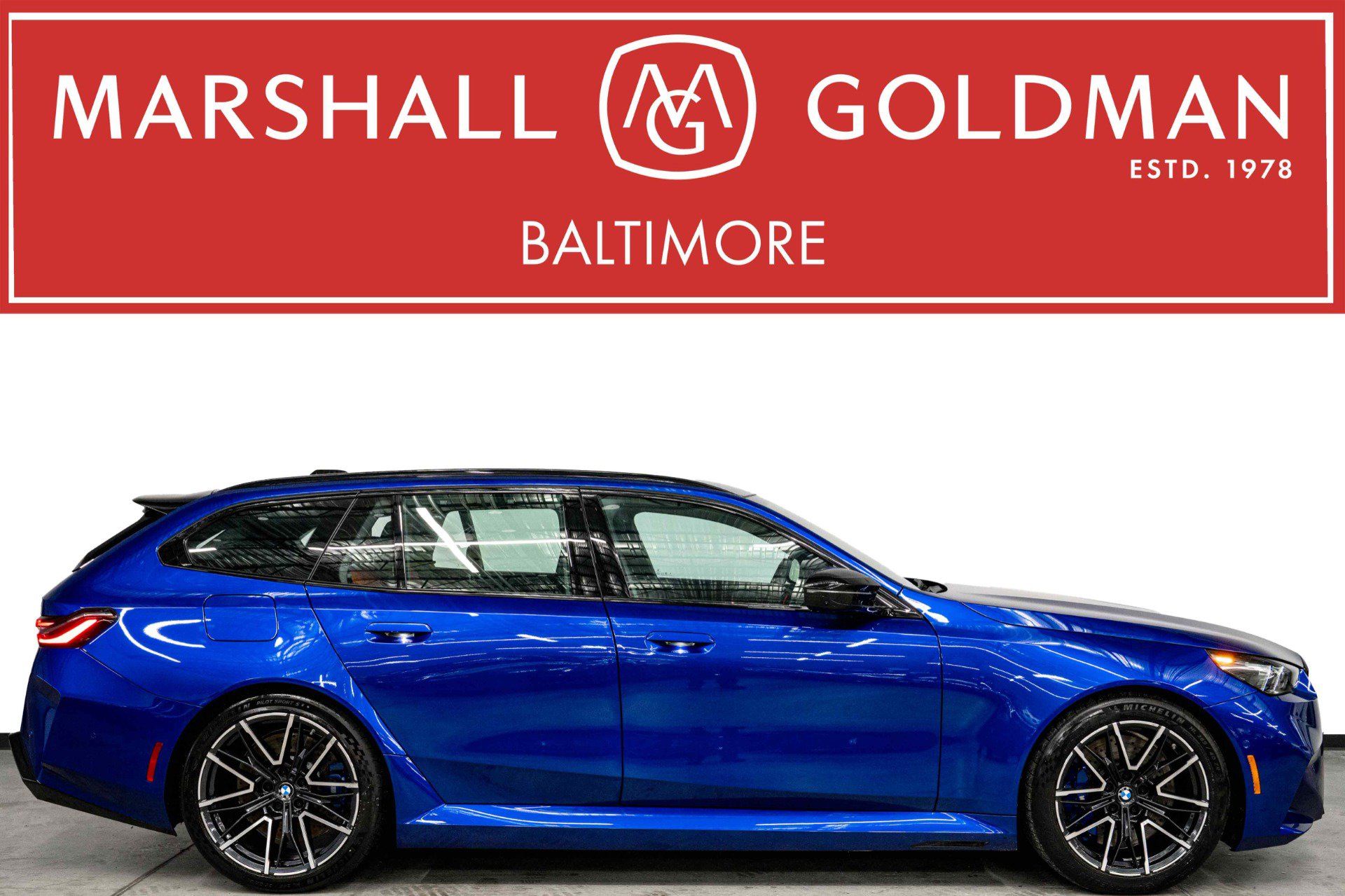 Used 2026 BMW M5 Touring AWD/4WD image 1