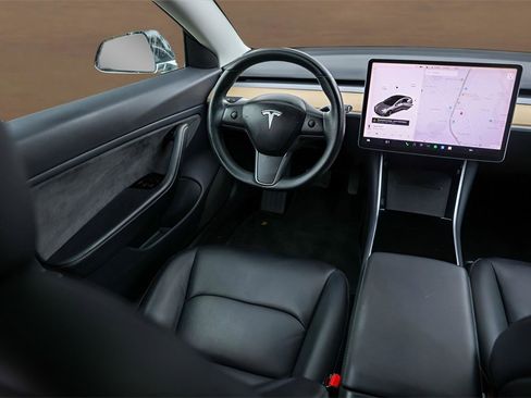 Used 2018 Tesla Model 3 Long Range image 24