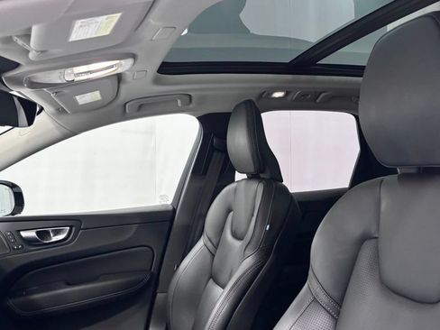 Certified 2024 Volvo XC60 T8 Ultimate AWD/4WD image 12