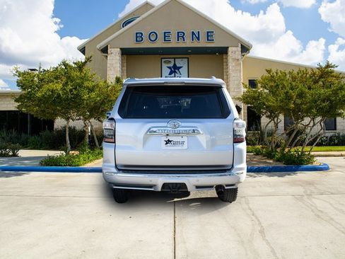 Used 2024 Toyota 4Runner Limited image 4