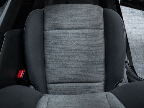 Used 2023 Nissan Rogue SV AWD/4WD image 27