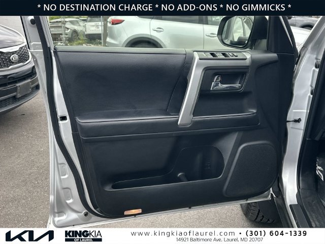Used 2023 Toyota 4Runner SR5 Premium w/ Moonroof Package AWD/4WD image 19
