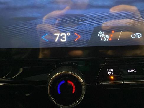 New 2025 Chevrolet Blazer EV LT image 29