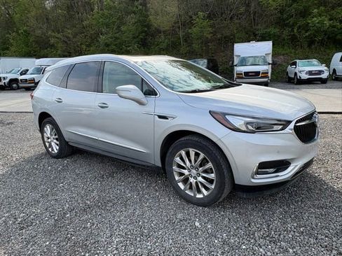 Used 2018 Buick Enclave Premium AWD/4WD image 7