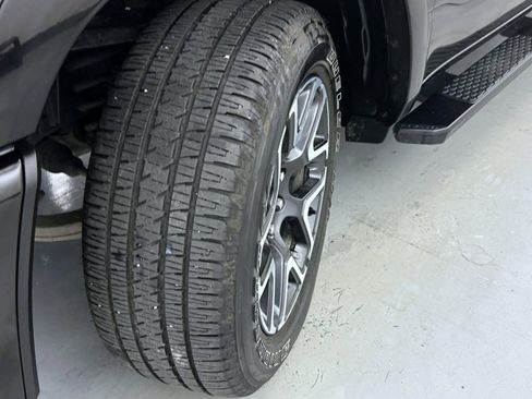 Certified 2025 RAM 1500 Laramie AWD/4WD image 23