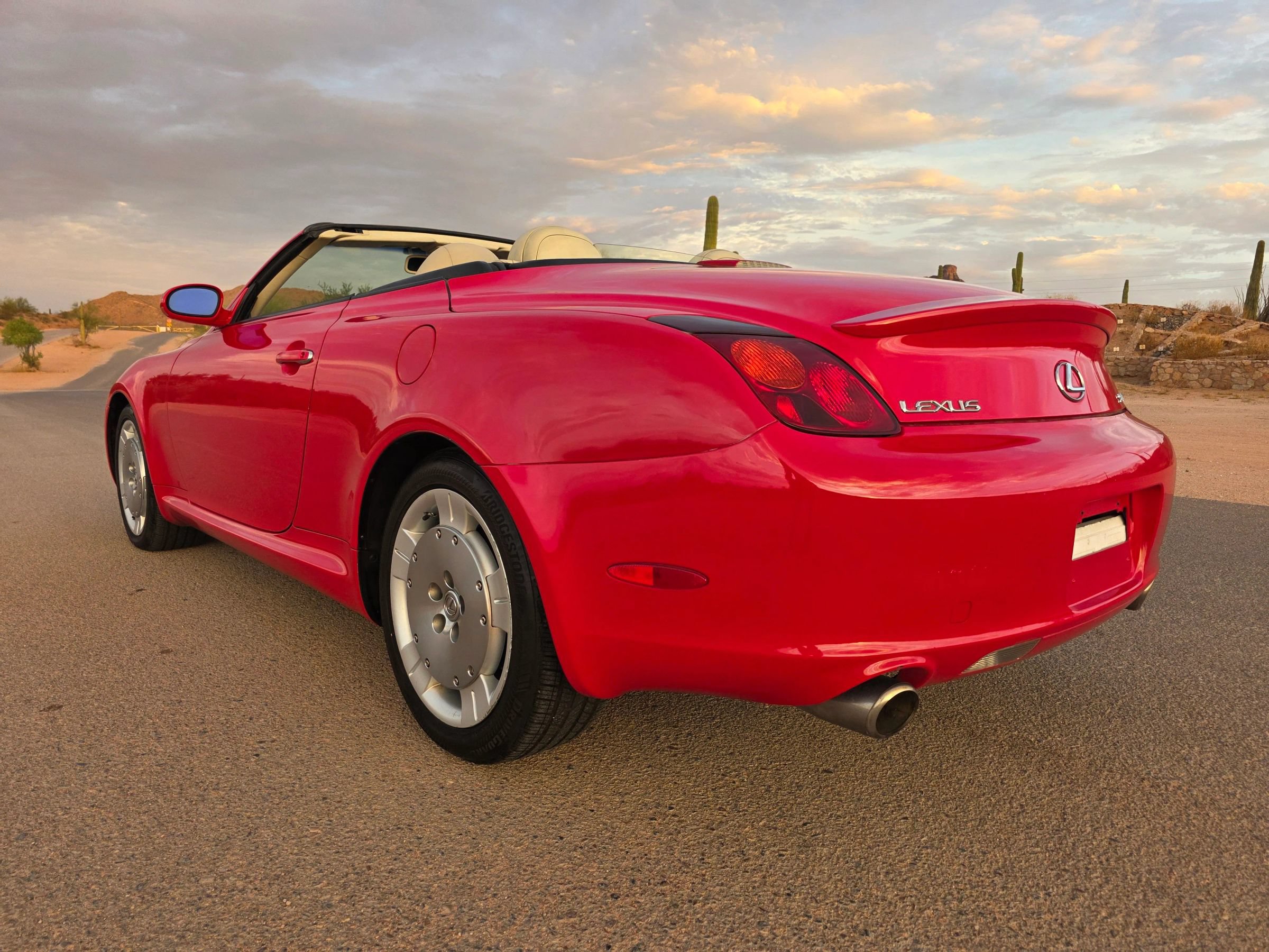 Used 2002 Lexus SC 430 Convertible RWD image 12