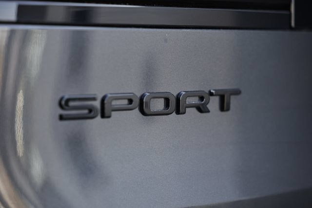 New 2026 Land Rover Range Rover Sport SE AWD/4WD image 10