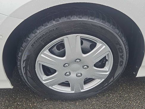 Used 2022 Toyota Prius Prime Limited image 7