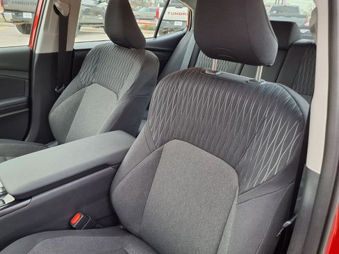 Used 2026 Toyota Camry LE w/ Convenience Package image 14