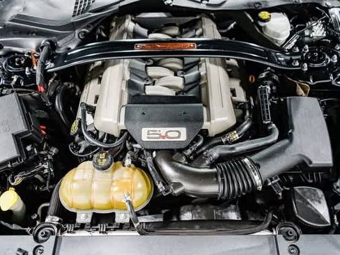 Used 2016 Ford Mustang GT Premium w/ Equipment Group 401A image 27