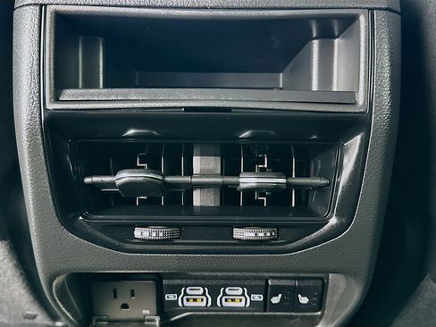 Used 2023 Jeep Grand Cherokee 4WD 4xe w/ Luxury Tech Group II image 18