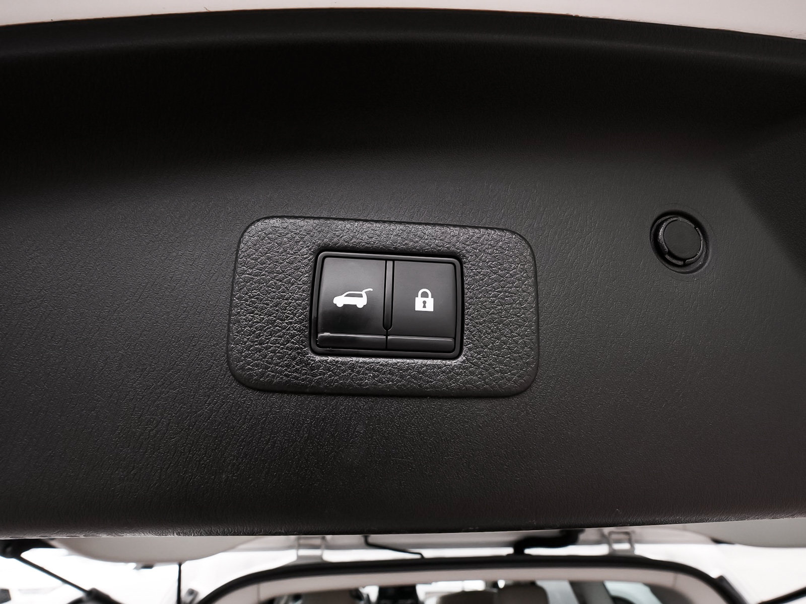 Used 2023 Nissan Armada SL w/ Captain's Chairs Package AWD/4WD image 55
