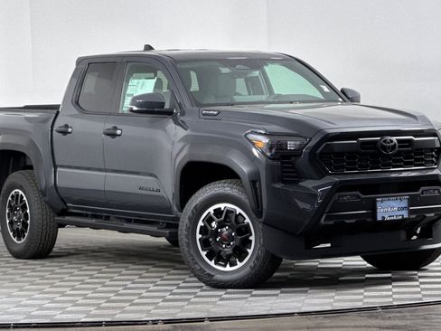 New 2025 Toyota Tacoma TRD Off-Road AWD/4WD image 2