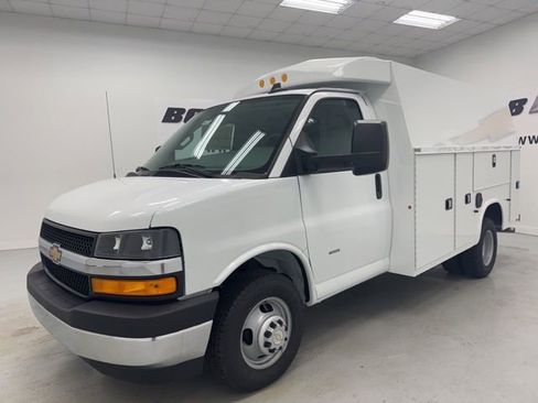 New 2026 Chevrolet Express 3500 w/ Power Convenience Package RWD image 1