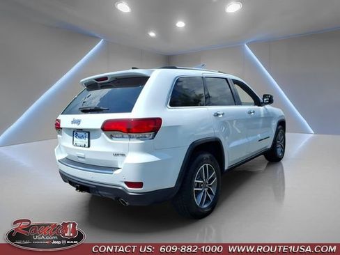 Used 2021 Jeep Grand Cherokee Limited w/ Premium Lighting Group RWD image 3