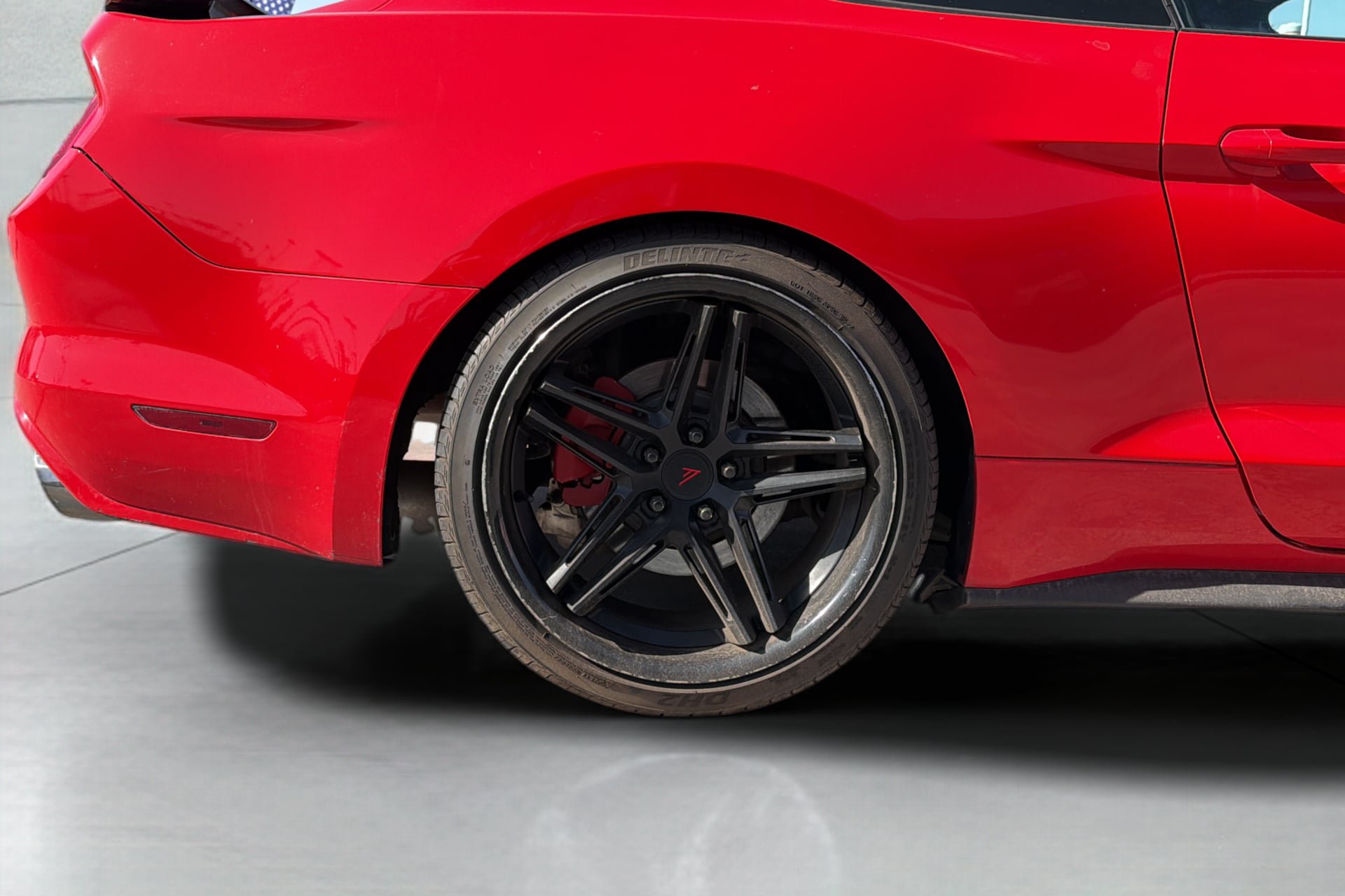 Used 2016 Ford Mustang Coupe RWD image 35
