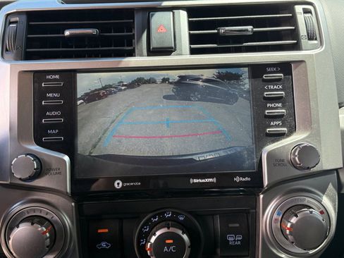 Used 2021 Toyota 4Runner SR5 AWD/4WD image 27