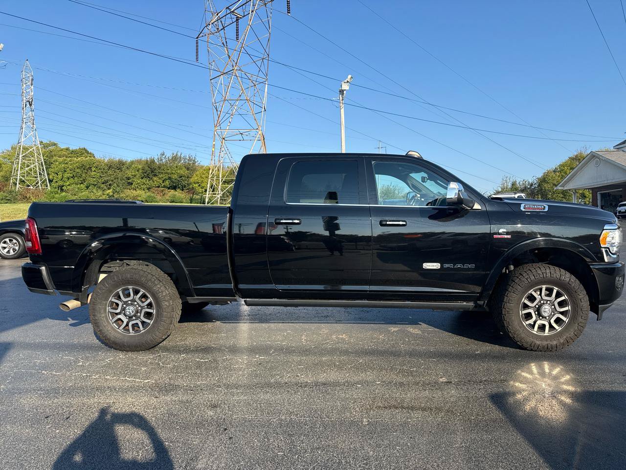 Used 2022 RAM 2500 Limited AWD/4WD image 3