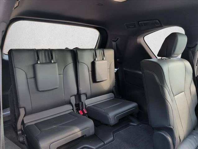 Used 2022 Lexus LX 600 4WD w/ Appearance Package image 21