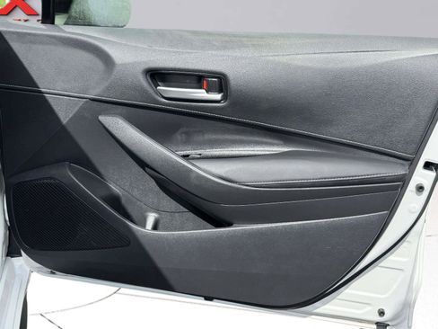 Used 2022 Toyota Corolla SE FWD image 65
