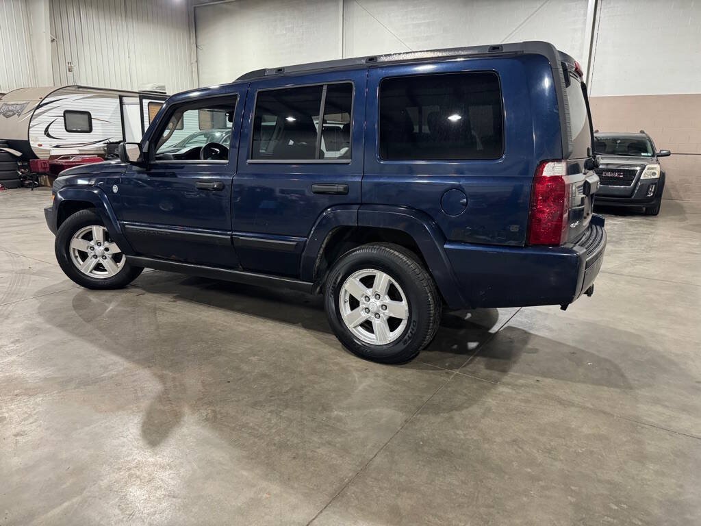 Used 2006 Jeep Commander 4WD image 5