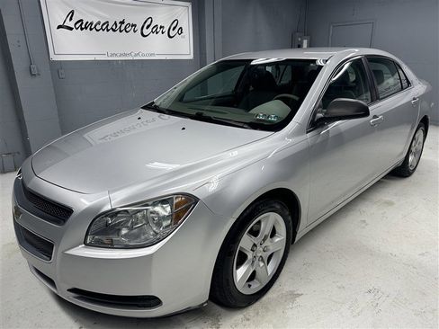 Used 2010 Chevrolet Malibu LS image 1