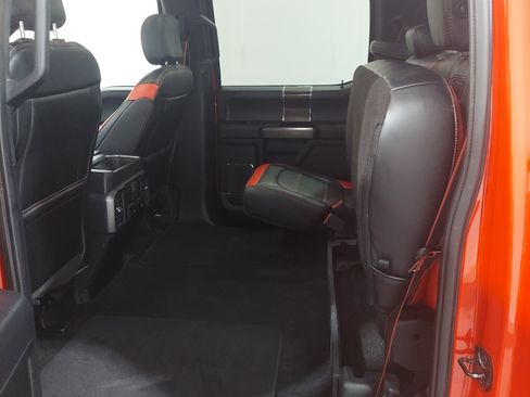 Used 2019 Ford F150 Lariat w/ Equipment Group 502A Luxury AWD/4WD image 16