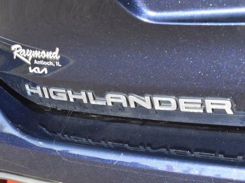 Used 2023 Toyota Highlander LE image 13