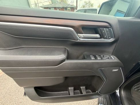 Used 2023 GMC Sierra 1500 SLT w/ SLT Premium Plus Package image 21