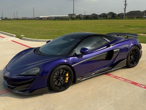 Used 2020 McLaren 600LT Spider RWD image 6