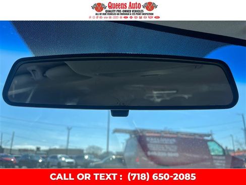 Used 2014 Hyundai Elantra SE FWD image 16