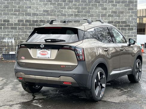 New 2026 Nissan Kicks SR w/ Illumination Package AWD/4WD image 5