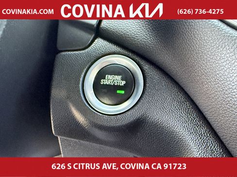 Used 2020 Chevrolet Equinox LT image 23