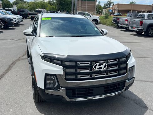 Used 2025 Hyundai Santa Cruz Limited AWD/4WD image 5