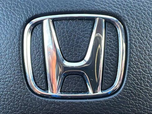 Used 2022 Honda CR-V Touring image 33