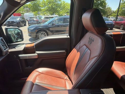 Used 2019 Ford F150 King Ranch w/ Equipment Group 601A Luxury AWD/4WD image 12