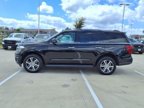 Used 2024 Ford Expedition Limited AWD/4WD image 8
