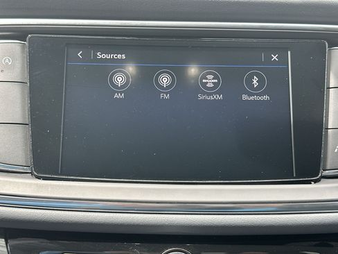 Certified 2024 Buick Enclave Essence FWD image 13